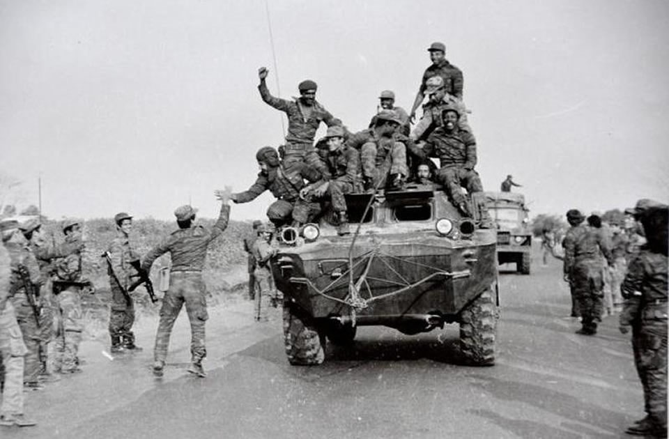 Operación Carlota. El conflicto de Angola al cual el castrismo mandó a morir a miles de cubanos Operación Carlota. El conflicto de Angola al cual el castrismo mandó a morir a miles de cubanos